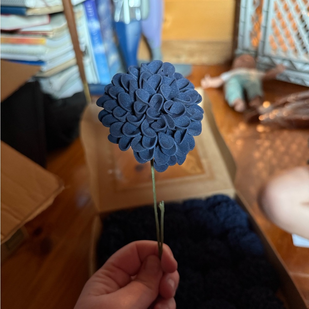 Purple Artificial Flower Stem - Picture 4 of 4